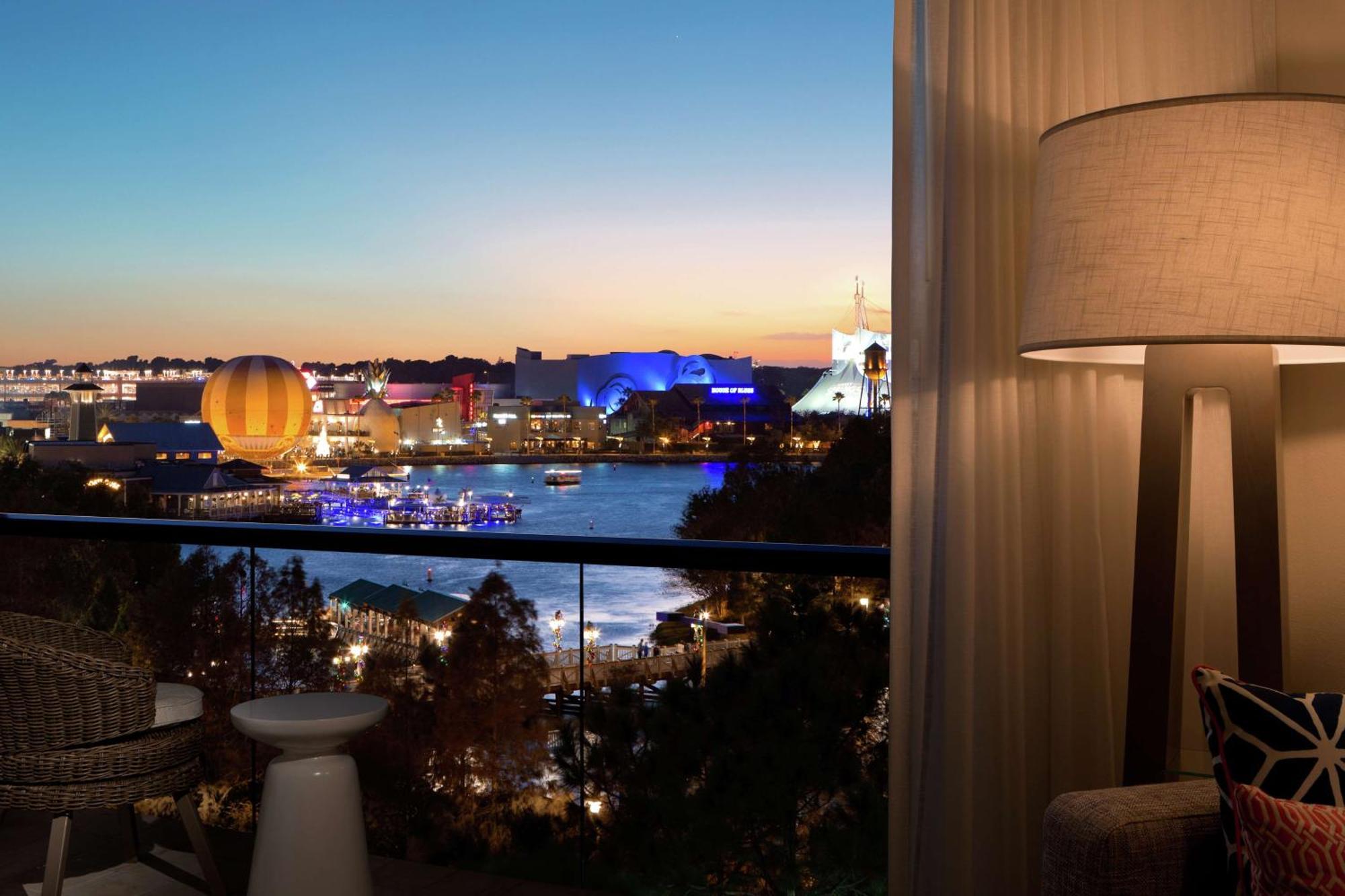 Hilton Orlando Buena Vista Palace - Disney Springs Area Lake Buena Vista Exterior photo